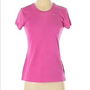 NIKE HOT PINK RUNNING PERFORMANCE TEE SIZE SMALL
